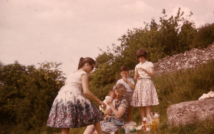 073LookingforMoneynextday